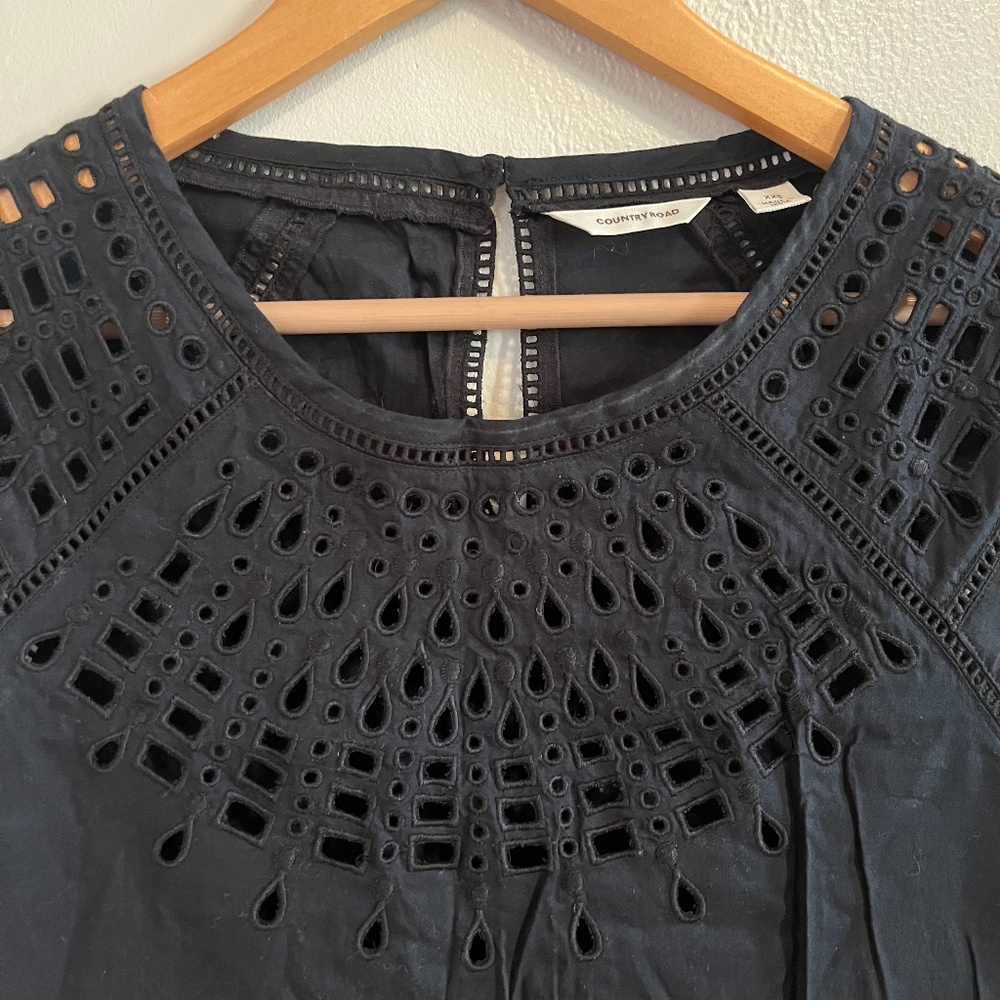 Country Road Black Cotton Cap Sleeved Top with Cut Out Detail, Size XXS